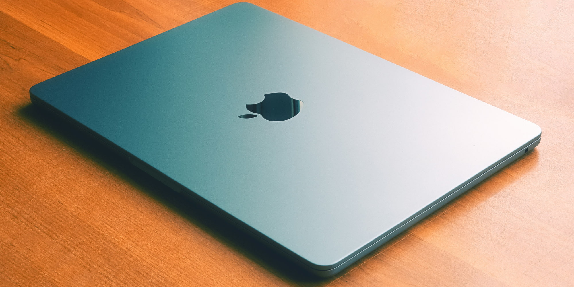 Membeli MacBook Baru yang Paling Hemat di Bulan Mei 2026